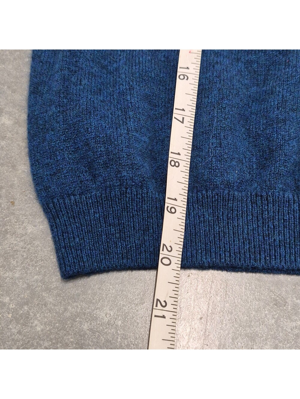 Quince Navy Blue Cashmere Top - Picture 5 of 7